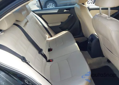 2014 Volkswagen Jetta 1.8T Se из США, поврежденный, VIN 3VWD17AJ5EM217947